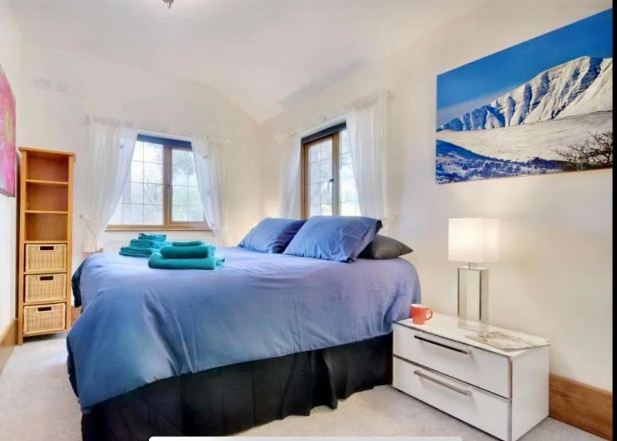 Mountain View Cottage, Hot Tub , Stunning Views Llanhamlach Eksteriør bilde